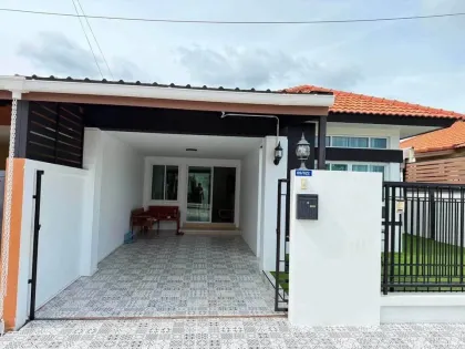 Pet-Friendly 3-Bedroom Villa for Rent at Villa Chaofah 2, Kathu