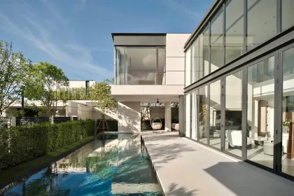 Villa Intelligente Ultra Luxe avec Piscine, 5 Chambres et 6 Salles de Bain