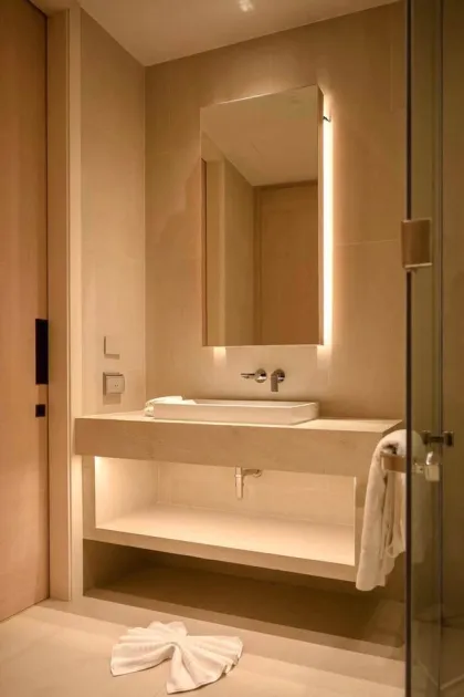 Villa Intelligente Ultra Luxe avec Piscine, 5 Chambres et 6 Salles de Bain
