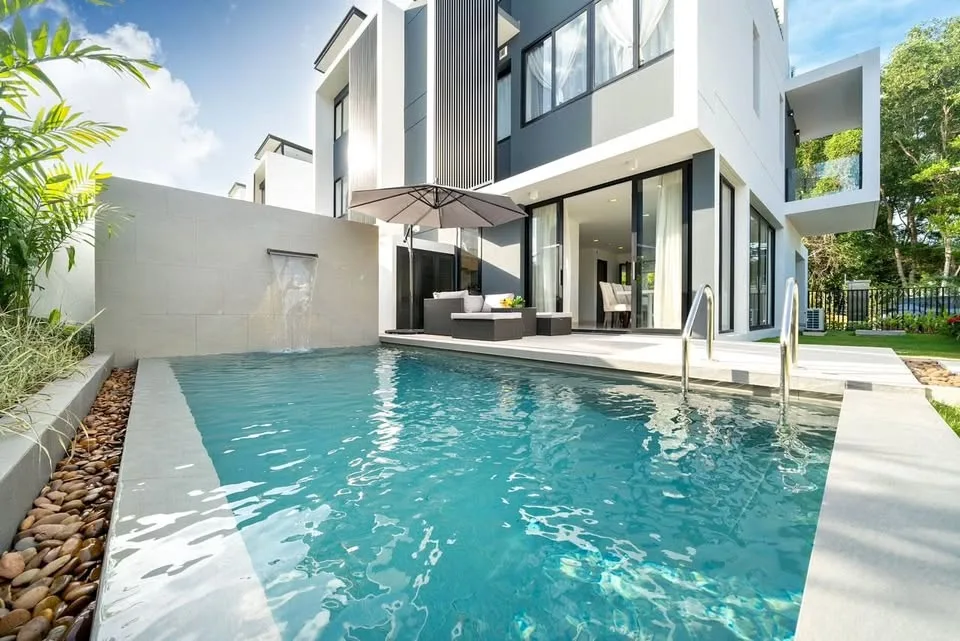 Villa de 3 Dormitorios y 4 Baños en Alquiler en Laguna Park 2, Cherng Talay