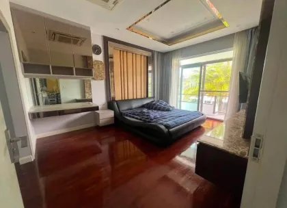 宽敞3卧3卫别墅出租，位于Koh Kaew