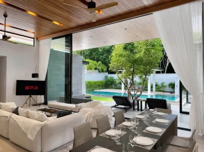 Luxury 4-Bedroom Pool Villa at BOTANICA Foresta, Bang Tao