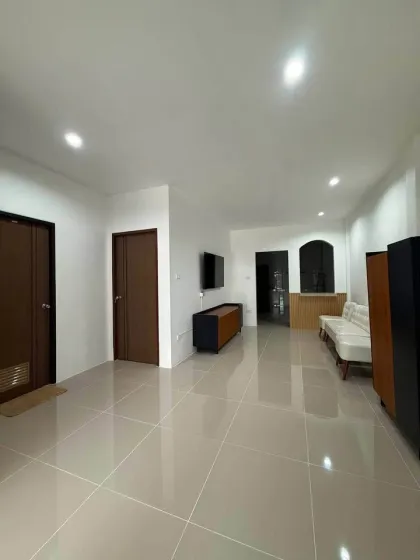 Newly Renovated 3-Bedroom Villa for Rent in Wichit, Phuket