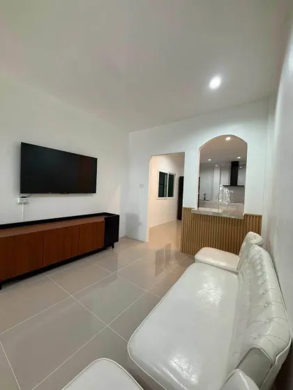 Newly Renovated 3-Bedroom Villa for Rent in Wichit, Phuket
