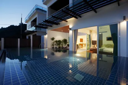 3-Schlafzimmer-Villa mit Meerblick und privatem Infinity-Pool zur Miete in Kamala
