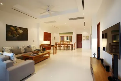 3-Schlafzimmer-Villa mit Meerblick und privatem Infinity-Pool zur Miete in Kamala