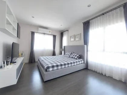 4-Schlafzimmer-Villa zur Miete in Saransiri Koh Kaew nahe BISP