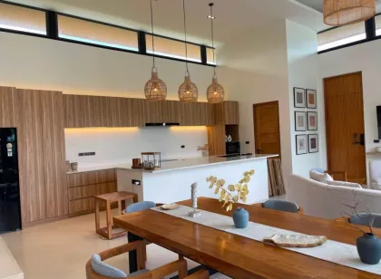 Brand New Luxury 4-Bedroom Pool Villa for Rent in Thalang
