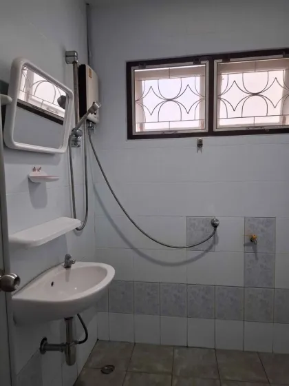 Bezugsfertige 2-Zimmer-Reihenhaushälfte mit 1 Bad zur Miete in Wichit, Phuket