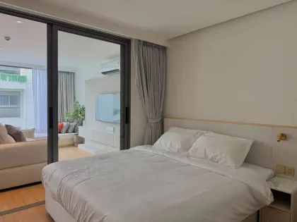 Luxury 1-Bed 1-Bath Apartment at AQUA Waterfront Resident, Cherng Talay