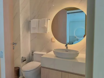 Luxury 1-Bed 1-Bath Apartment at AQUA Waterfront Resident, Cherng Talay