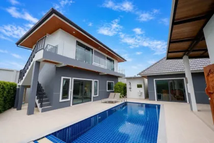 Pet-Friendly Private Pool Villa for Rent Near Robinson Lifestyle Thalang