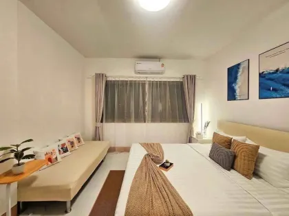 3 Schlafzimmer, 2 Badezimmer Haus mieten in Wongchalerm Garden Ville