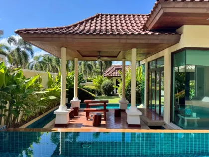 4-Schlafzimmer 5-Badezimmer Villa mit Pool in Cherngtalay