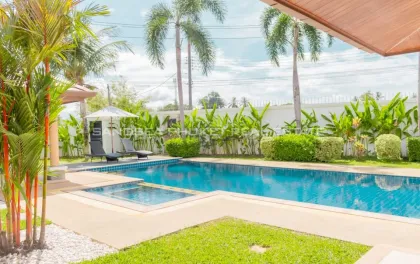 Spacious 4-Bedroom, 5-Bath Villa with Private Pool in Pasak