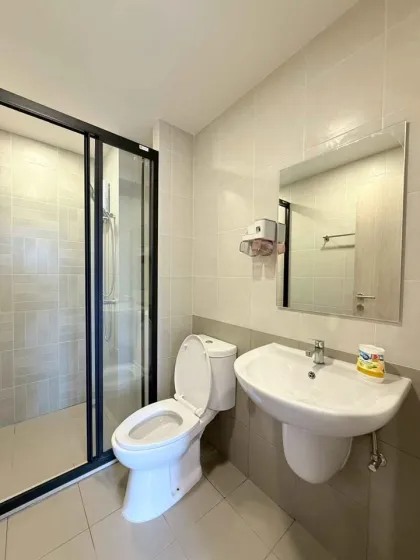 คอนโดมุม 1 ห้องนอน 1 ห้องน้ำ ที่รีฟ กะทู้ ให้เช่า