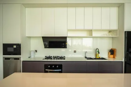 Villa moderna de 3 habitaciones con piscina en Koh Kaew