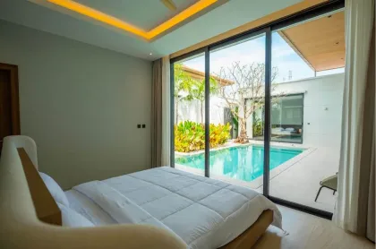 Villa moderna de 3 habitaciones con piscina en Koh Kaew
