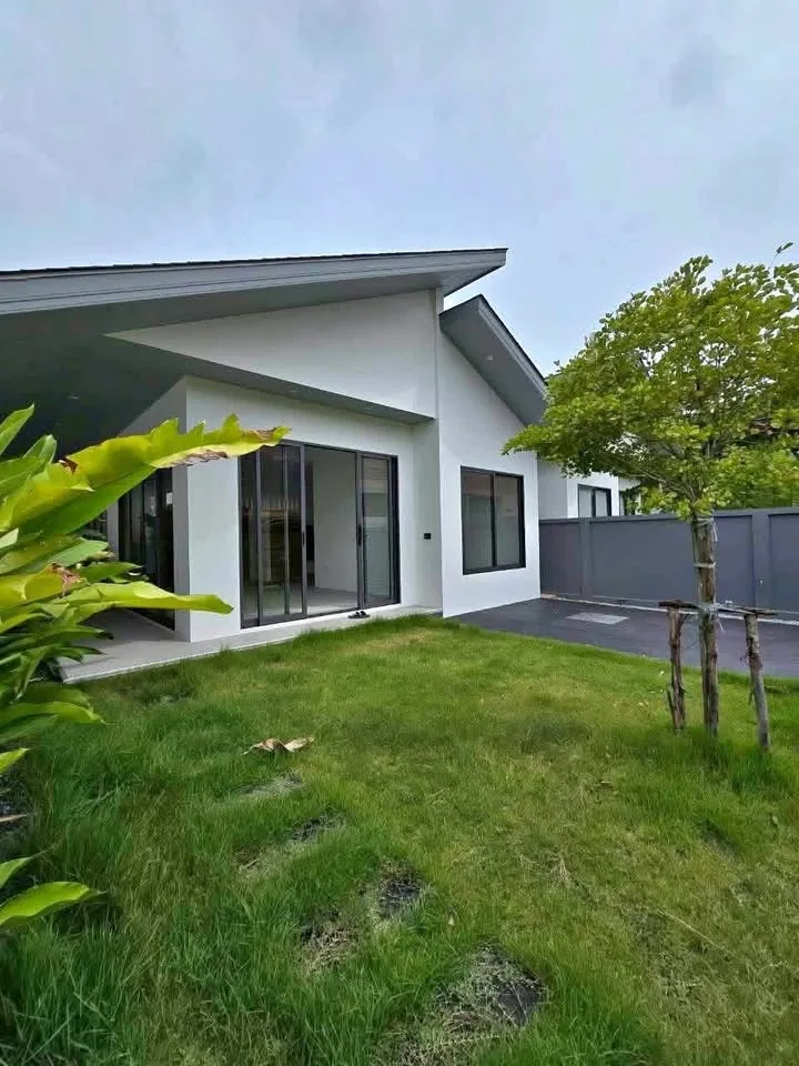 3-Zimmer-Villa zur Miete in Wichit, Phuket mit Garten