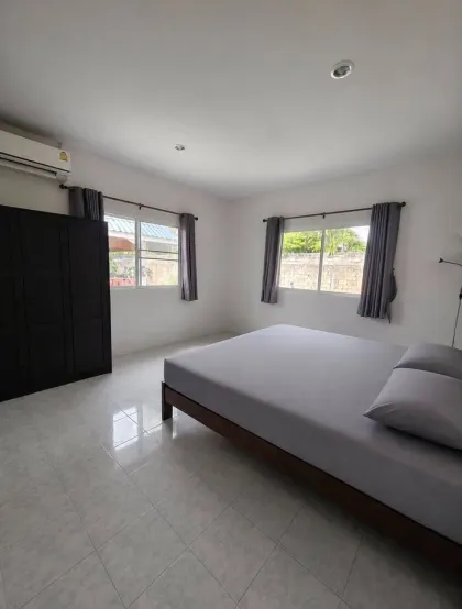 บ้านสไตล์ไทยดั้งเดิม 2 ห้องนอน ใกล้ชายหาดบางเทา