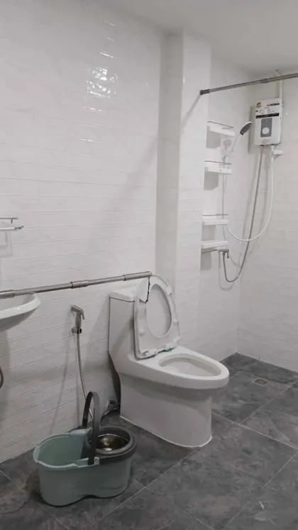 อพาร์ตเมนต์ 3 ห้องนอน ใกล้สถานีตำรวจกะทู้ พร้อมอนุญาตสัตว์เลี้ยง