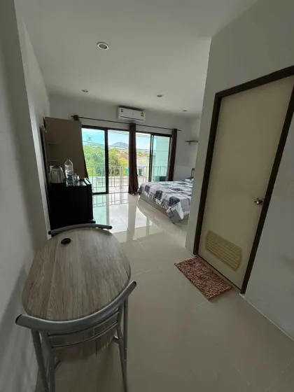 4-Bedroom, 4-Bath Apartment for Rent in Vichit, Phuket