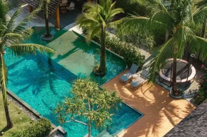Роскошная вилла с 4 спальнями и бассейном в Anchan Grand Residences, Таланг