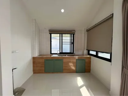 Casa semi amueblada nueva de 2 habitaciones con jardín en Rawai