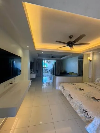 Geräumige 1-Zimmer-Wohnung im Phuket Palace Condominium