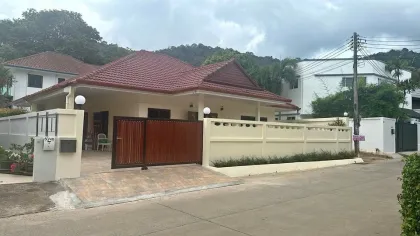 Schöne 3-Zimmer-Villa mit privatem Pool zur Miete in Kathu
