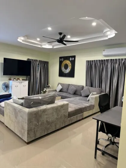 Schöne 3-Zimmer-Villa mit privatem Pool zur Miete in Kathu