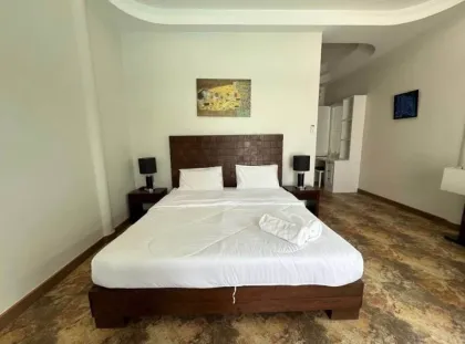 4-Schlafzimmer Poolvilla in Rawai mit Meerblick zu vermieten