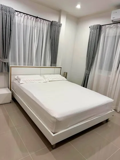 Fully Furnished 4 Bedroom Villa for Rent in Supalai Bella Thalang