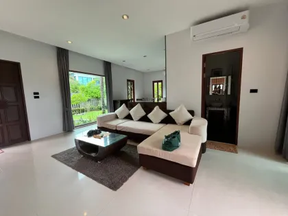 วิลล่าสองห้องนอนกว้างขวางให้เช่าในปาซัก 8 เชิงทะเล