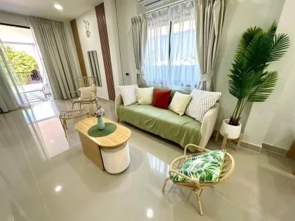 Moderne 3-Schlafzimmer-Poolvilla zur Miete in Rawai