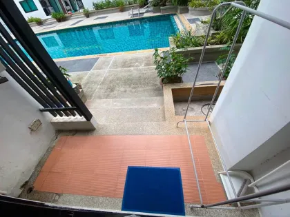 1-Zimmer-Wohnung mit Poolzugang zur Miete in Kathu