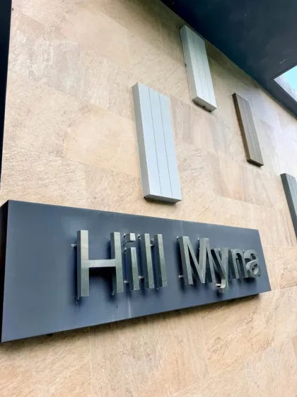 อพาร์ตเมนต์ 1 ห้องนอน 1 ห้องน้ำ Hill Myrna Bang Tao ให้เช่า