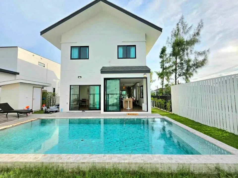 Private 3BR Villa with Saltwater Pool on Bypass Road, Phuket