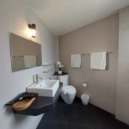 Villa 4 chambres proche plage de Kamala, animaux acceptés