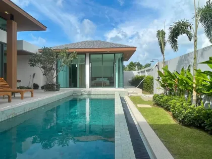 Brandneue Luxus-Villa mit 4 Schlafzimmern und Pool zur Miete in Thalang