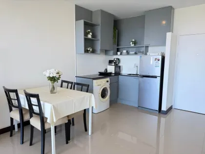 Schicke 1-Zimmer-Wohnung mit Meerblick am Karon Beach