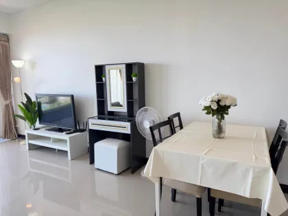 Schicke 1-Zimmer-Wohnung mit Meerblick am Karon Beach