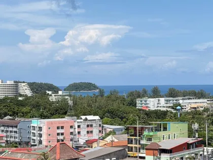 Schicke 1-Zimmer-Wohnung mit Meerblick am Karon Beach