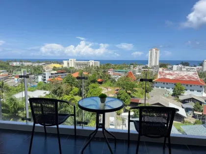 Schicke 1-Zimmer-Wohnung mit Meerblick am Karon Beach