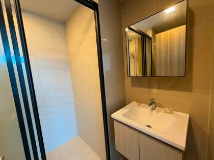 Moderne 1-Zimmer-Wohnung im THE BASE Rise von Sansiri