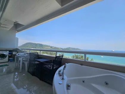 芭东海滩两卧室海景公寓出租