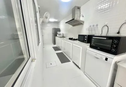Villa 3 Chambres 2 Salles de Bain à Louer Près de la Plage Nai Yang