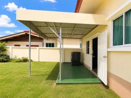 Spacious 3-Bedroom Villa with Large Private Garden