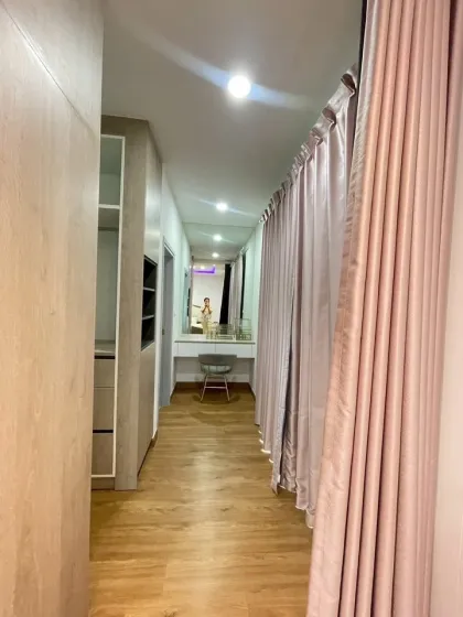 4-Zimmer-Familienvilla mit 3 Bädern zur Miete in The First Village, Ratsada
