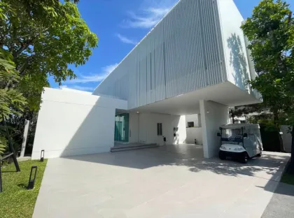4-Bedroom Modern Minimalist Pool Villa for Rent in Cherng Talay